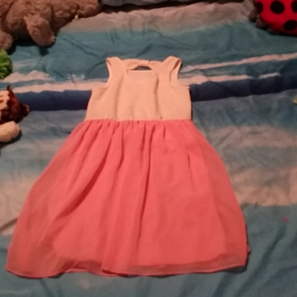 Dress - Picture 3 of 3